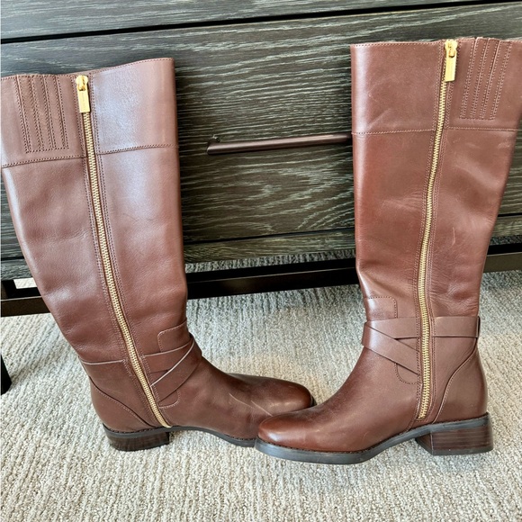 Michael Kors Brown Boots - Picture 2 of 8